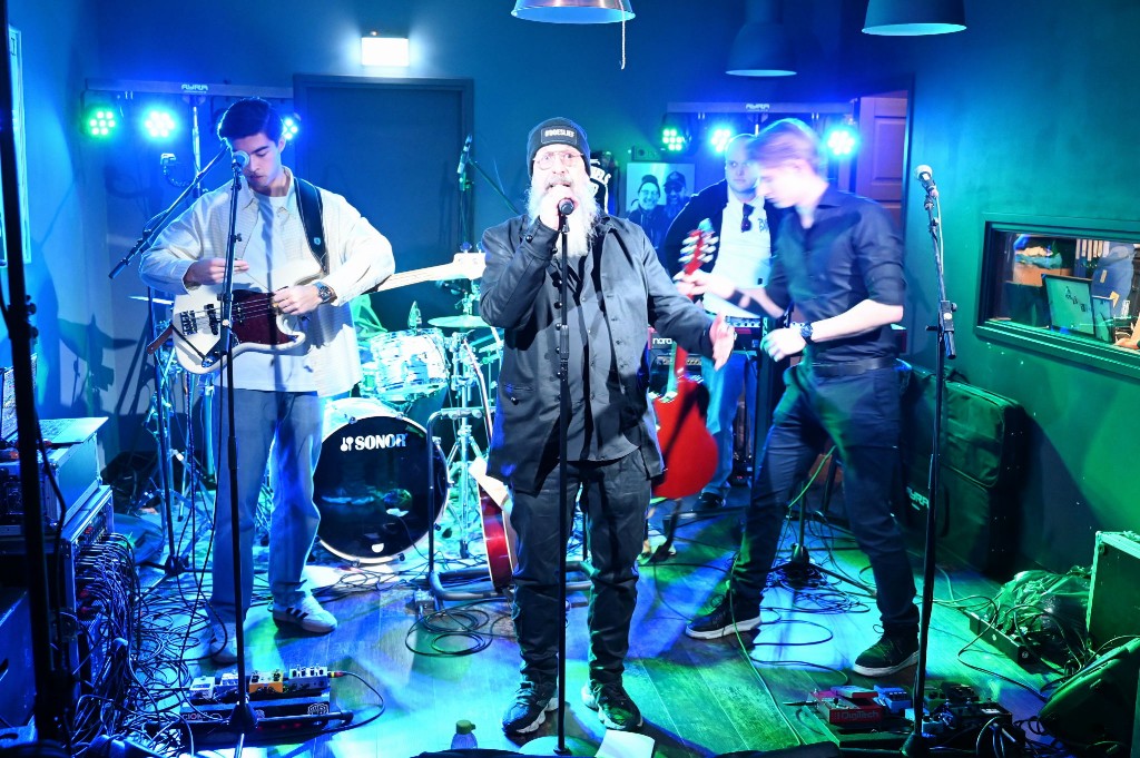 ../Images/10 jaar Ro's Barbershop 002.jpg